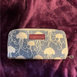 Bungalow 360 Jelly Fish wallet